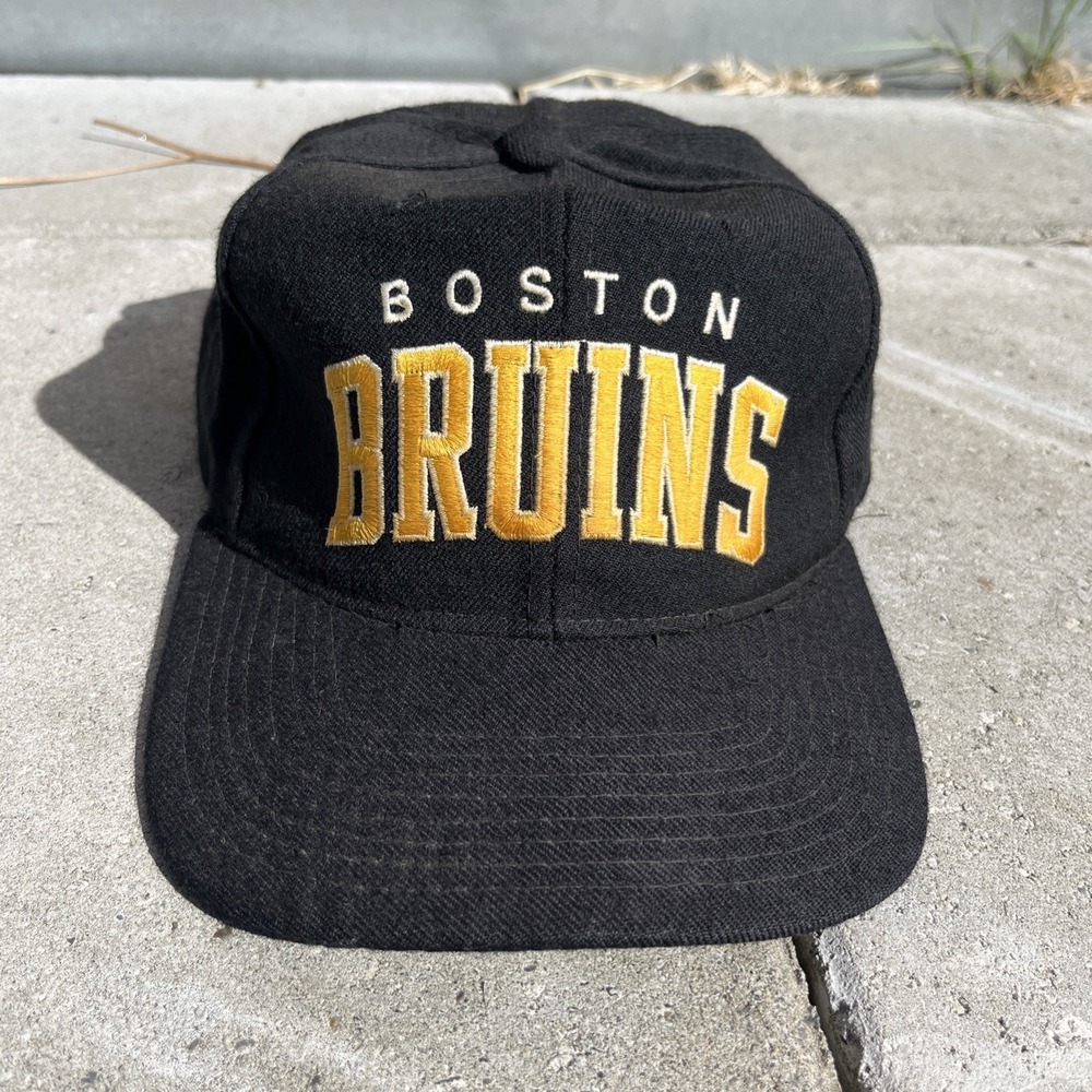 Vintage Boston Bruins Sports Specialties Single Line Script Snapback Wool Rare